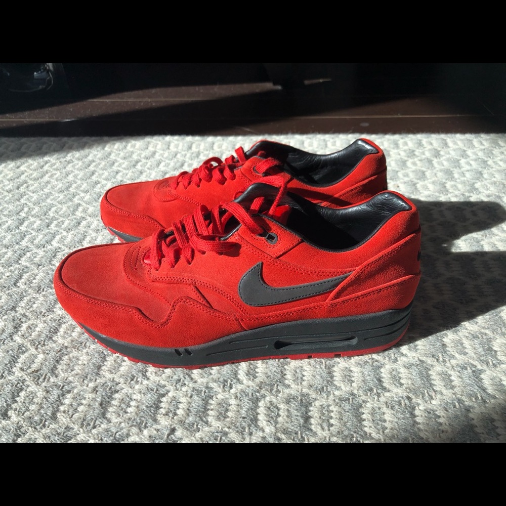Nike Red Air Max 1 pimento